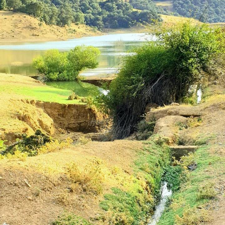 Le Gite Du Barrage Zaouia Ben Smine Exterior foto